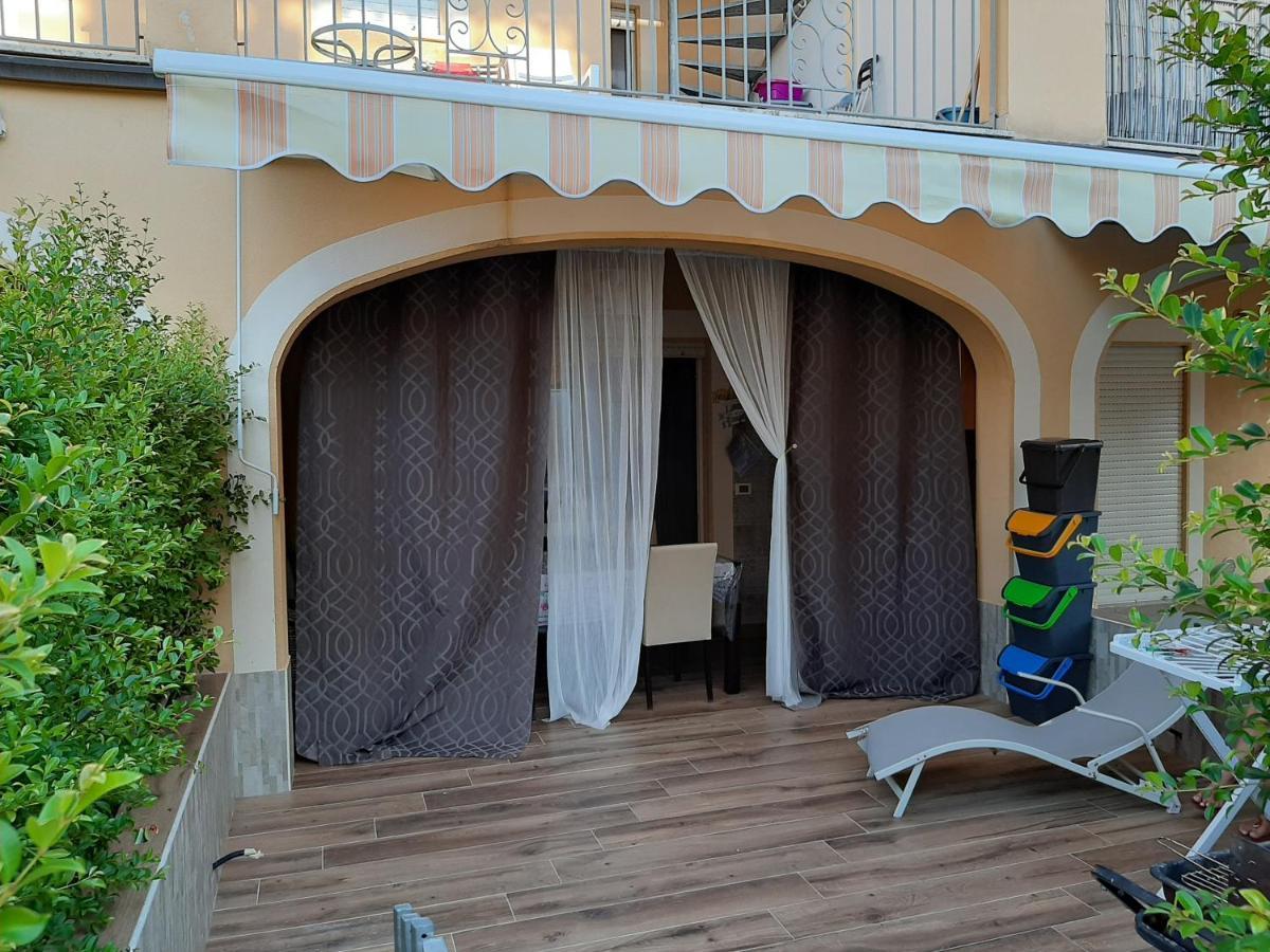 Sonia Pizzo Beach Club 아파트 외부 사진